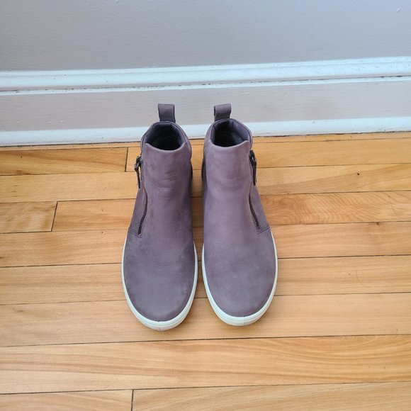 Ecco Soft 7 Women's Zipped Ankle Boot - Picture 2 of 6